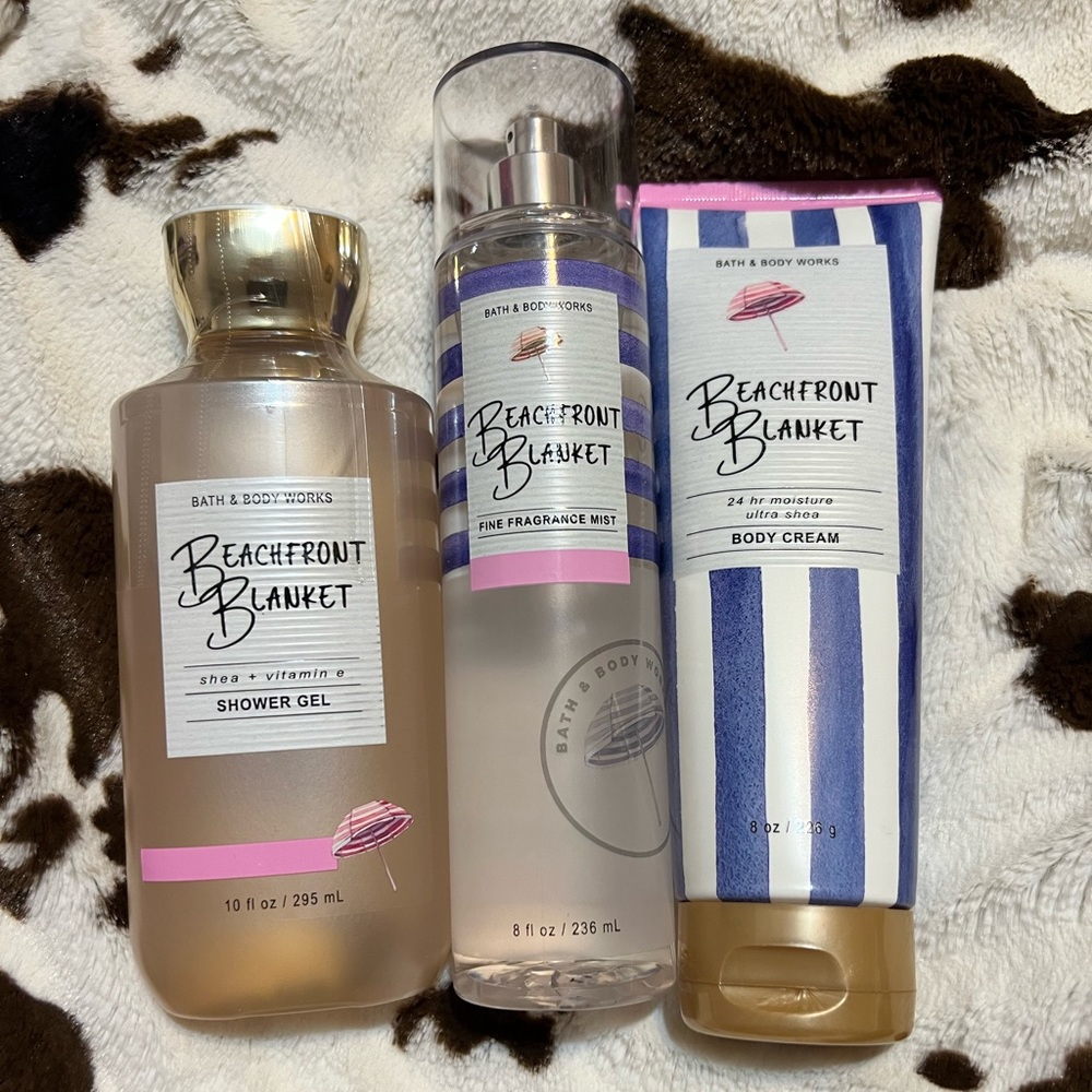 NWT Bath and Body Works Beachfront Blanket